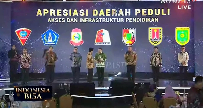 Bupati Nagan Raya TRK Raih Penghargaan Prestisius Indonesia B15A Award KOMPAS TV