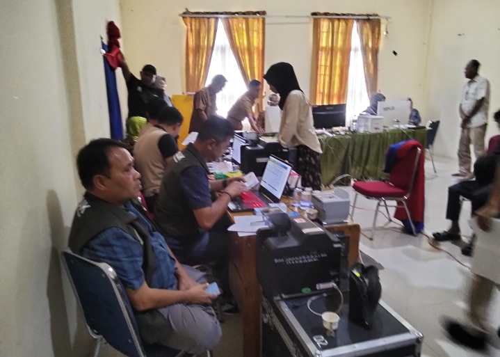 DRKA dan Dukcapil Nagan Raya Jemput Bola E- KTP Di Darul Makmur